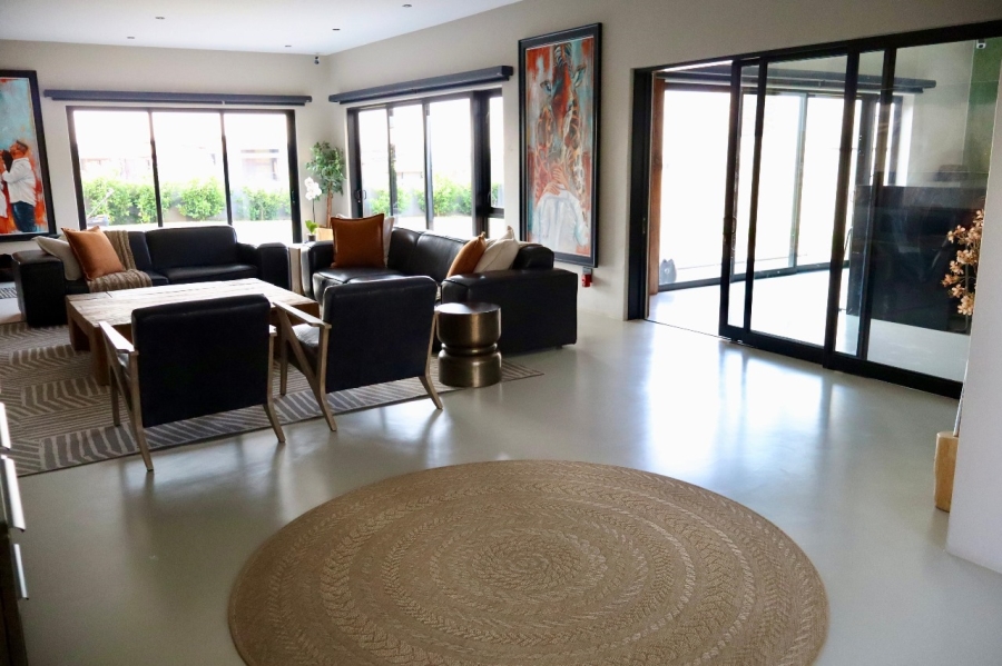 5 Bedroom Property for Sale in Cashan North West